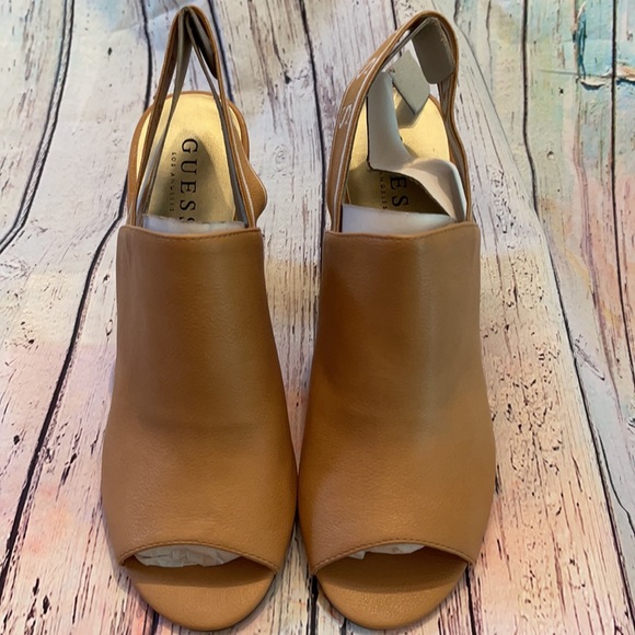 NWT GUESS SLINGBACK HEEL ELASTIC STRAP BACK SZ 9 - Picture 8 of 8